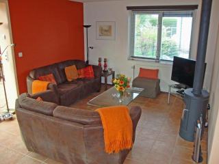 Pet-Friendly Coastal Home - 9