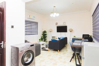 East Legon Luxury Stay - AC, Wifi, Netflix - 0