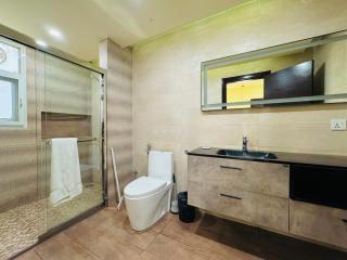 2 bed apartment Elysium tower blue area Islamabad - 9
