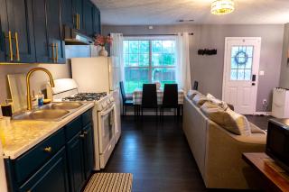 Atlanta Modern 2BR Suite Near Stadium and Marta - 4