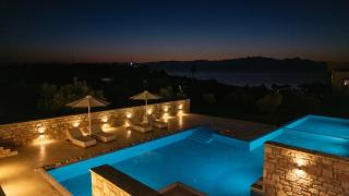 Koroni Poolside Suites - 8