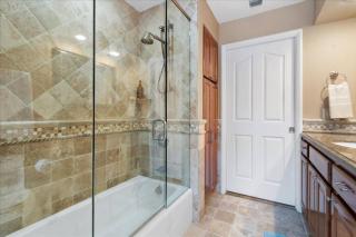 Elegant, 4 BDR house with a pool and BBQ - 2