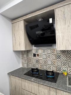 Furnished Apartment in Bahria Town Lahore - 9