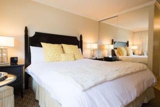 2BR Napa Getaway Side-by-Side Condos Golf View - 3