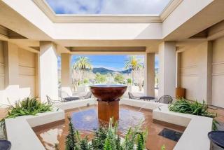 2BR near Wineries Golf Course View Parking - 8