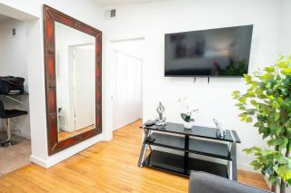 The Park Ave Stay 3BR Optional Parking - 2