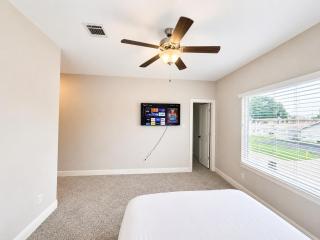 Rooftop Retreat near Downtown, NRG & Med Center - 9
