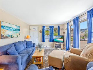 Wifi Outdoor Shower Deck Ocean Side 2Nd Floor, Just A Short Walk From The Best Lbi Attractions, A Small Park, And The Beach - 8