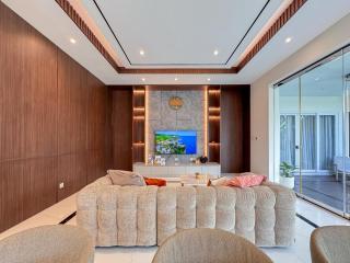 Villa Louis Seminyak by Nagisa Bali - 2
