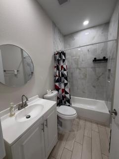 Room in Downtown Orlando! Close to everything! - 5