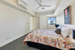 Luxury in Litchfield Street - Heart of the CBD - 4