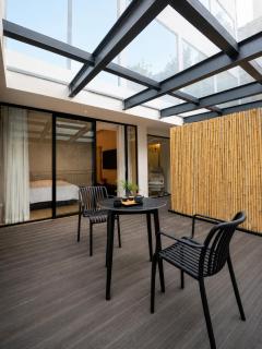 Zhangjiajie Aurinea Inn - Wulingyuan Sign Gate,5-minute walk to the East Gate of the scenic area,Free self-service washer, dryer, and drying terrace - 0