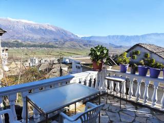Stone Villa in Old Town - Private Parking & Views - 2