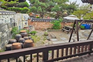 Jeonju Gyeonggijeon Byeoldangchae Pension - 2