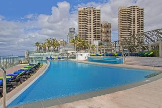 2 & 3 Bedroom OCEAN VIEW Apartments at Soul Surfers Paradise - Q Stay - 4
