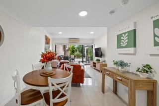 Spacious & Cozy 2BR Apt with Parking, Balcony & WiFi - 1