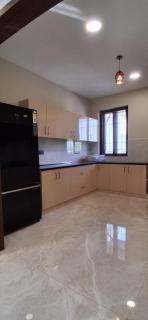 Premium 3BHK Flat in CBD Close to MG ROAD Ideal for 6-8 Guests - 3
