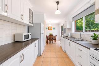 Braidwood Beachouse by Ready Set Stay - BYO LINEN & TOWELS - 5