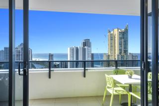 Ruby Apartments - QStay - 5
