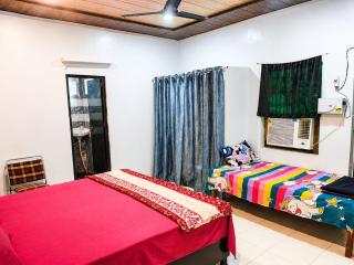 Shri Ji Home Stay - 2