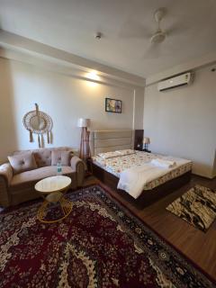 Cozy Corner - 4