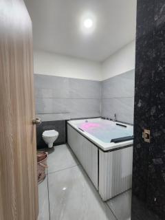 Hotel Namste Ac Rooms - 2