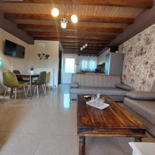 The Mastiha Spot 8 - 6