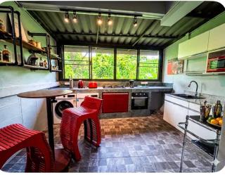 Duplex town house with a dream kitchen - 0
