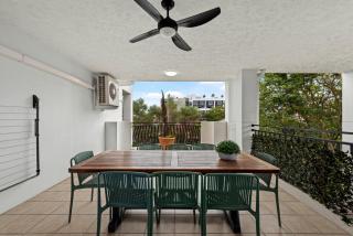 Spacious 2BR Apt with WiFi, Parking, BBQ & Balcony - 8