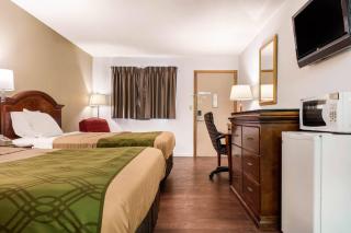 Econo Lodge Holland - Toledo - 2