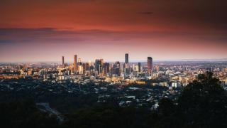 Balcony 2-Bed Apartment in Ashgrove - 9