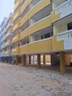 Tamara Apartments-Zamken Stays - 3