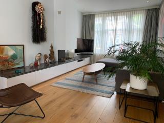 Luxurious-3-story-Canal-House-near-Utrecht-and-Amsterdam-in-Maarssen-aan-de-Vecht-with-AC - Maarssen - 1