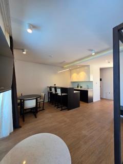 The Grand Sea Breeze Sea View Luxury Apartment - 3