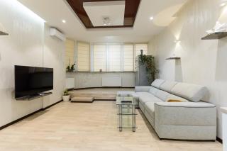 Apartment on Dragomirova - Kiev - 0