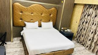 Al Shallalat International Hotel & Guesthouse - 0