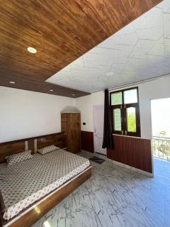 Hill Nest Home Stay - 4