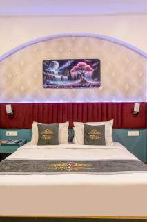 Hotel Angel Pink Residency B-58 Near Kaushambi metro Station - 6
