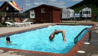 Cozy Dry Cabin with Family-Friendly Amenities Near Black Hills in Sturgis, South Dakota - 1