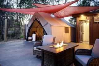 Romantic Safari Tent Hideaway Surrounded by Majestic Mountains near the Sparkling Lake in Branson Missouri - 0