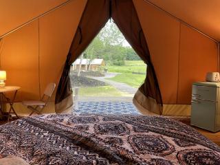 Fabulous Vermont Glamping Getaway on a Farm - 5