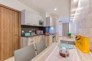 Modern Seafront Penthouse with views of Valletta - 9