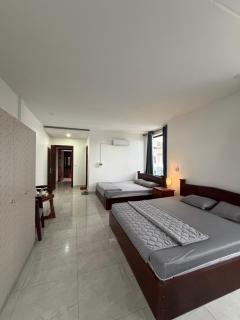 J&Q Hotel - 2