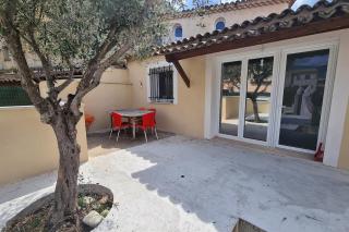 4 bedroom house with garage - 2