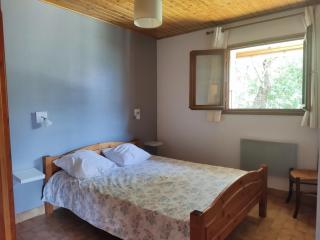 Le chalet et son jardin - 2