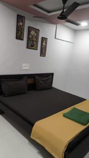 Hotel Radha krishna - 3