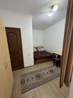 BUGU Mini-Hotel - 8