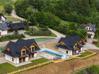 Apartamenty Uroczy Zakątek - 0