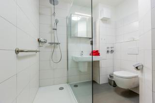 Residenz Meeresbrandung 44 , Studiowohnug mit TV,Komfortbett,Einbauküche, Geschirrspüler, Südterrasse mit Strandkorb, Schwimmbad, Sauna und Tiefgarage, Wlan ! - 9