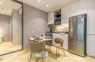 Elegant & Spacious City Retreat Prime Location - 5